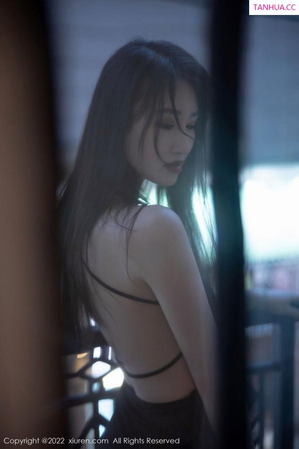   [XiuRen]高清写真图 2022.11.10 No.5833 司柠 新人黑丝第39张图片